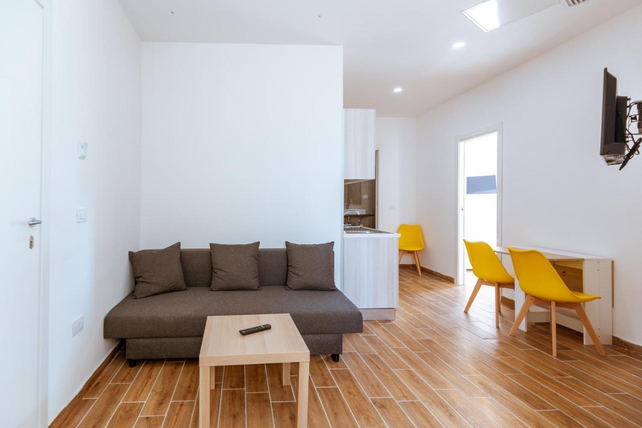 Central House - Apartments In 나폴리 외부 사진